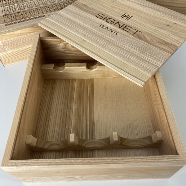 Koka kaste vīnam - dāvanu kaste 