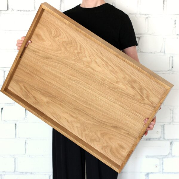 Liela paplāte no ozolkoka