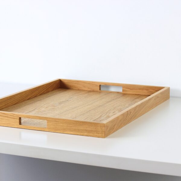 Paplāte koka ar rokturiem