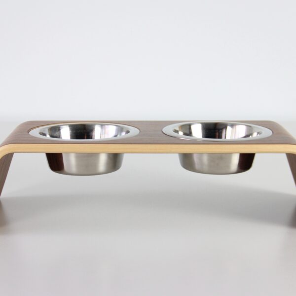 suņu bļodu statīvs