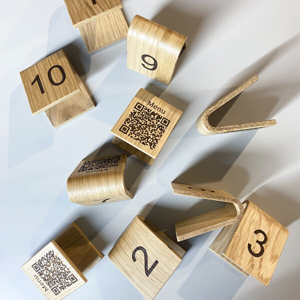 QR koda zīme - Galda numuriņi
