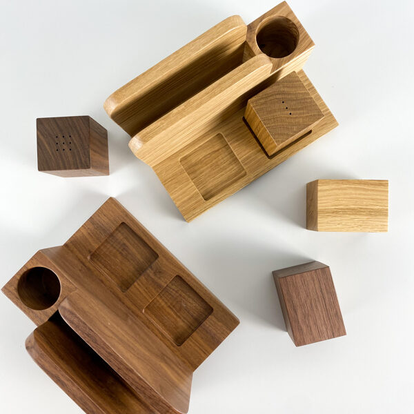 salt and pepper shakers with napkin holder