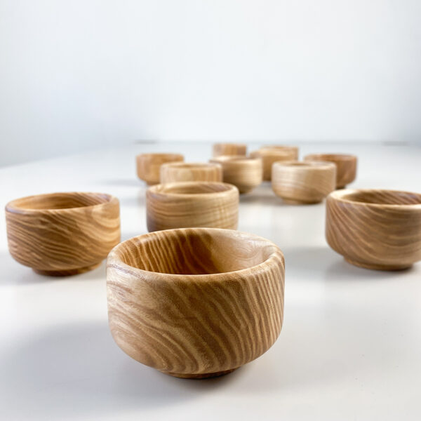 tiny wooden serving bowls