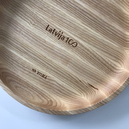 wooden plate