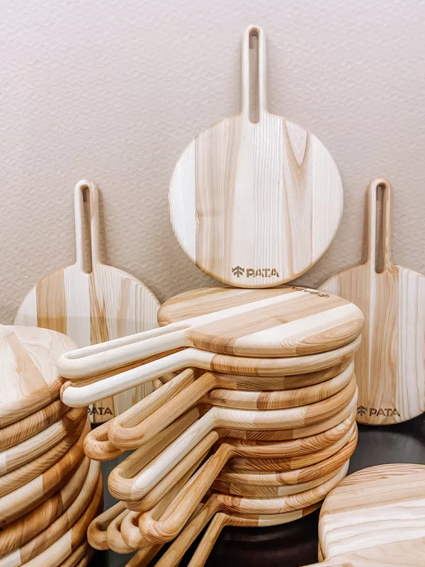 engraved wooden pizza boards