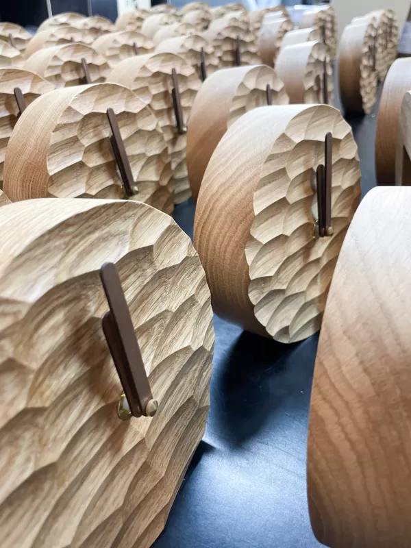 wood design desk clocks 
