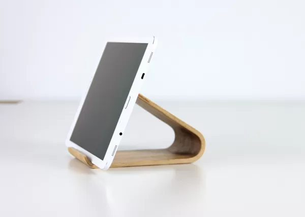 wood tablet holder